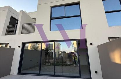 Apartment - 2 Bedrooms - 4 Bathrooms for sale in Falcon Island North - Falcon Island - Al Hamra Village - Ras Al Khaimah