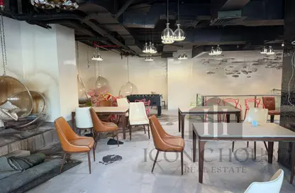 Shop - Studio - 1 Bathroom for rent in Dubai Marina - Dubai