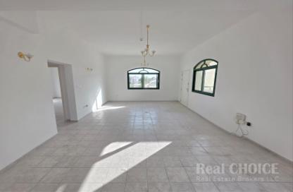 Villa - 3 - 4 for rent in Garden Villas - Umm Suqeim 2 - Umm Suqeim - Dubai