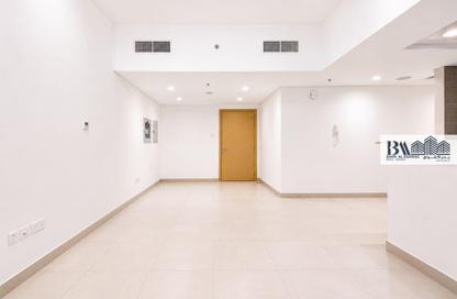 Apartment - 2 Bedrooms - 3 Bathrooms for rent in Haas Building - Jumeirah Garden City - Al Satwa - Dubai