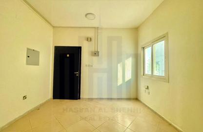 Apartment - Studio - 1 for rent in Fire Station Road - Muwaileh - Sharjah