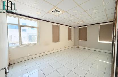 Office Space - Studio - 1 for rent in Obaid Bin Khalifa Humaidan - Al Khabaisi - Deira - Dubai Office Space - Studio - 1 for rent in Obaid Bin Khalifa Humaidan - Al Khabaisi - Deira - Dubai