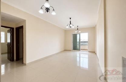 Apartment - 2 Bedrooms - 3 Bathrooms for rent in Muwaileh 29 Building - Muwaileh - Sharjah