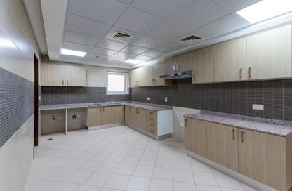 Apartment - 3 - 3 for rent in Bloom Central Residential - Bloom Central - Al Tibbiya - Abu Dhabi Apartment - 3 - 3 for rent in Bloom Central Residential - Bloom Central - Al Tibbiya - Abu Dhabi