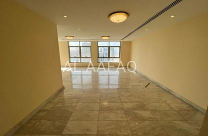 Apartment - 3 Bedrooms - 4 Bathrooms for rent in Al Majaz 3 - Al Majaz - Sharjah Apartment - 3 Bedrooms - 4 Bathrooms for rent in Al Majaz 3 - Al Majaz - Sharjah