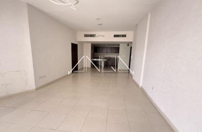 Apartment - 1 Bedroom - 2 Bathrooms for rent in Desert Sun - Dubai Land Residence Complex - Dubai Land - Dubai