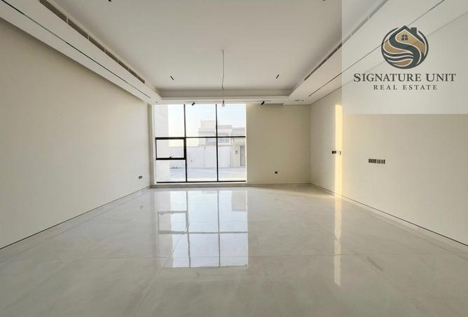 104702065 - Property Image 2