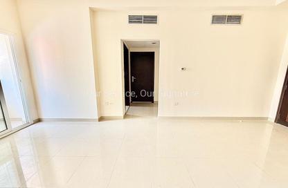 Apartment - 1 Bedroom - 2 Bathrooms for rent in New Al Taawun Road - Al Taawun - Sharjah