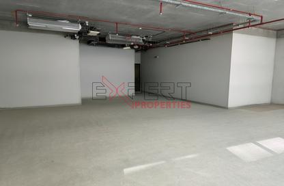 Office Space - Studio - 1 Bathroom for rent in Grosvenor Office Tower - Business Bay - Dubai