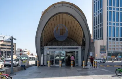 Office Space - Studio - 1 Bathroom for rent in Mankhool - Bur Dubai - Dubai