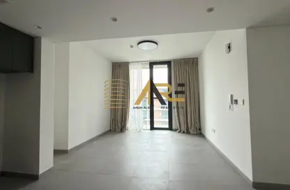 شقة - 2 غرف نوم - 3 حمامات للايجار في الطراز - حي نسيج - الجادة - الشارقة