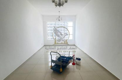 Apartment - 2 - 3 for rent in Al Khan Corniche - Al Khan - Sharjah Apartment - 2 - 3 for rent in Al Khan Corniche - Al Khan - Sharjah