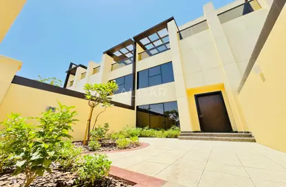 Villa - 3 Bedrooms - 5 Bathrooms for rent in Heilbronn Villas - District 14 - Jumeirah Village Circle - Dubai