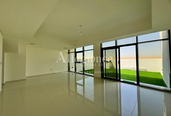 92247217 - Property Main Image