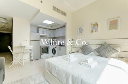 Apartment - Studio - 1 Bathroom for sale in The Point - Dubai Marina - Dubai