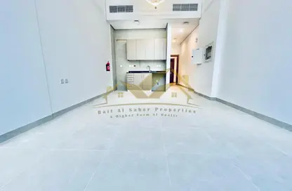 Apartment - Studio - 1 Bathroom for rent in Al Wasl Road - Al Wasl - Dubai