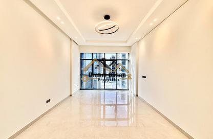 Apartment - 2 - 3 for rent in Burj Ghaya - Al Jaddaf - Dubai