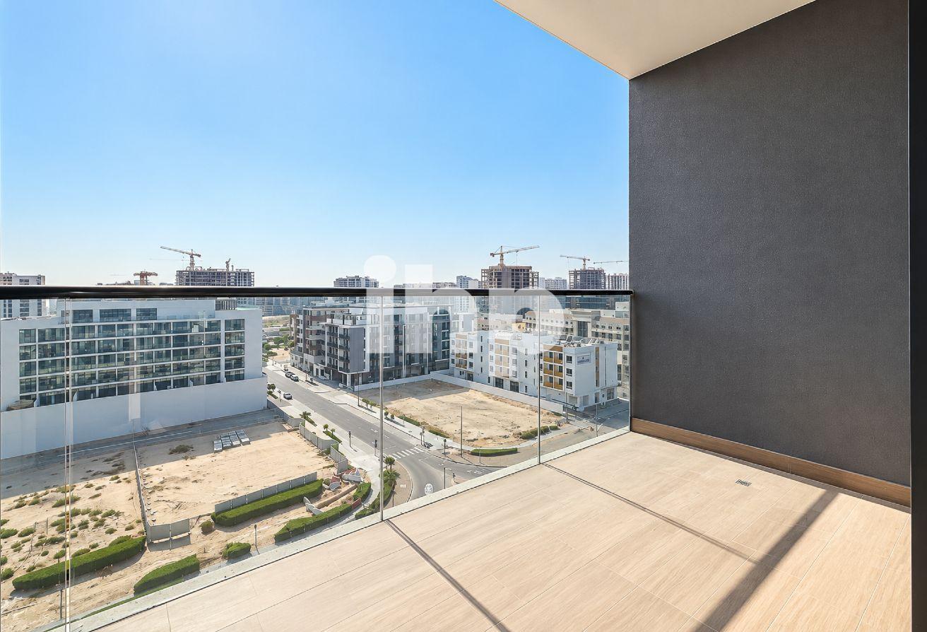 High Floor| Exclusive| Furnished| Multiple cheques photo 12