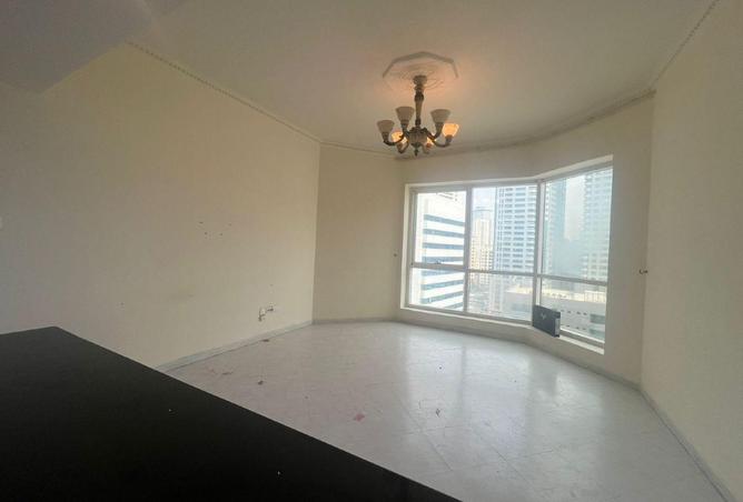 65191677 - Property Image 3