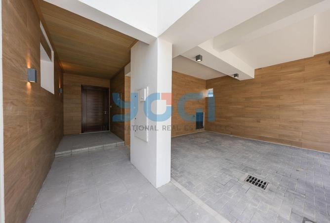 78182307 - Property Image 3