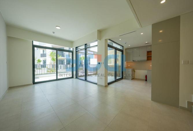 78182307 - Property Main Image