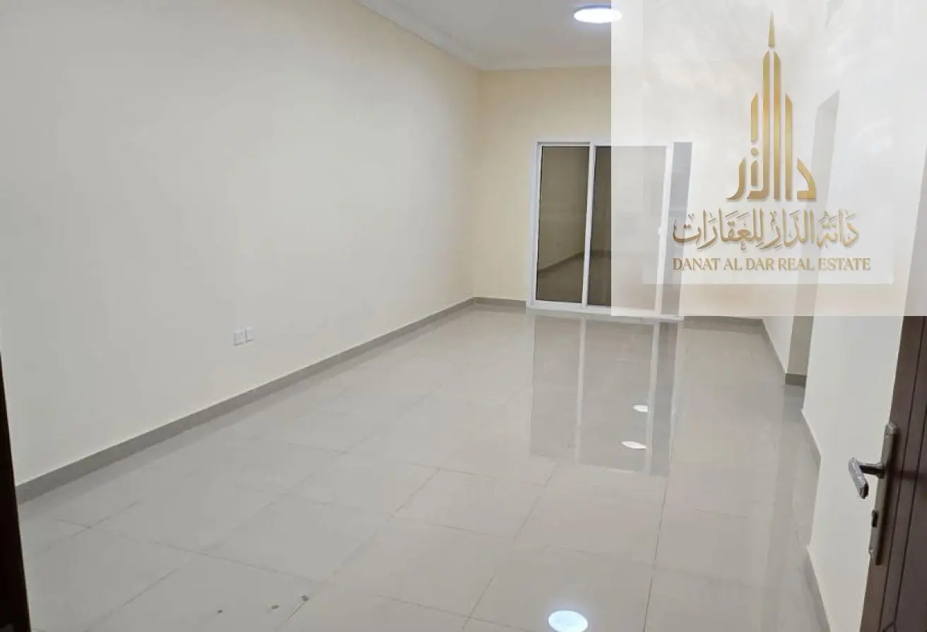 155578296 - Property Main Image