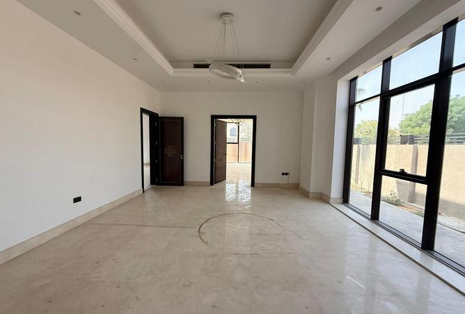 65193946 - Property Image 2