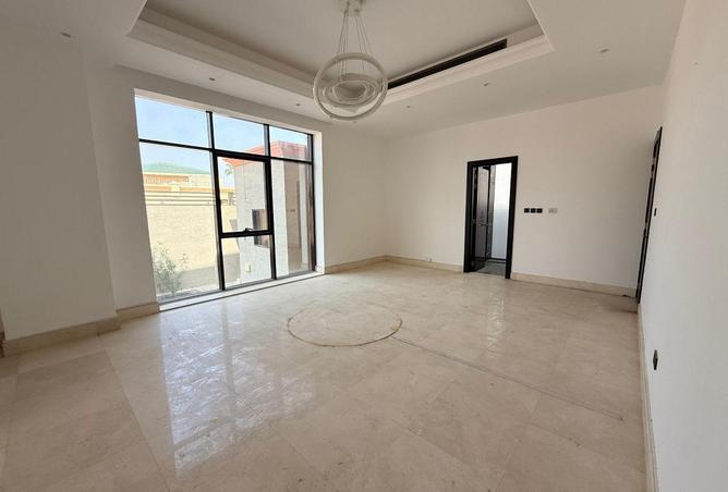 65193946 - Property Image 3