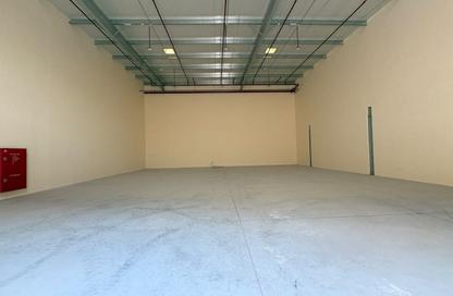 Warehouse - Studio - 1 for rent in Al Jlail - Al Sajaa - Sharjah