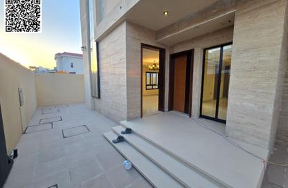 Villa - 5 Bedrooms - 7 Bathrooms for sale in Al Yasmeen 1 - Al Yasmeen - Ajman