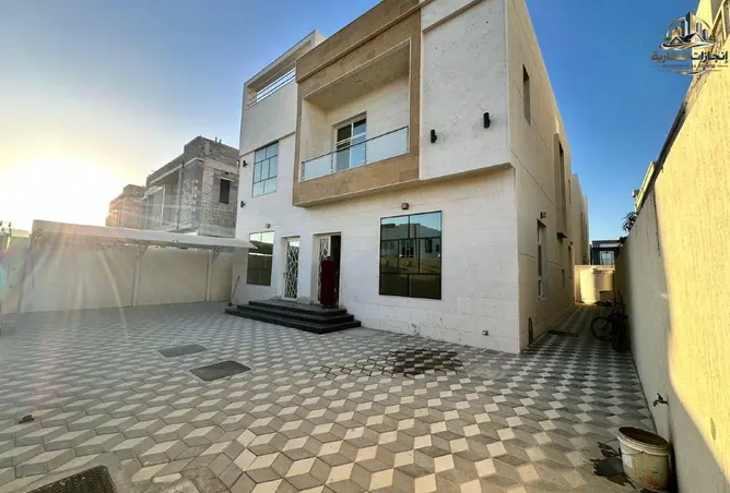 151921125 - Property Image 3