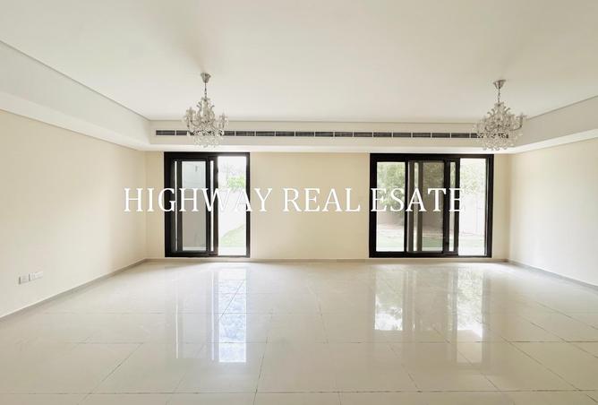 132002829 - Property Image 3