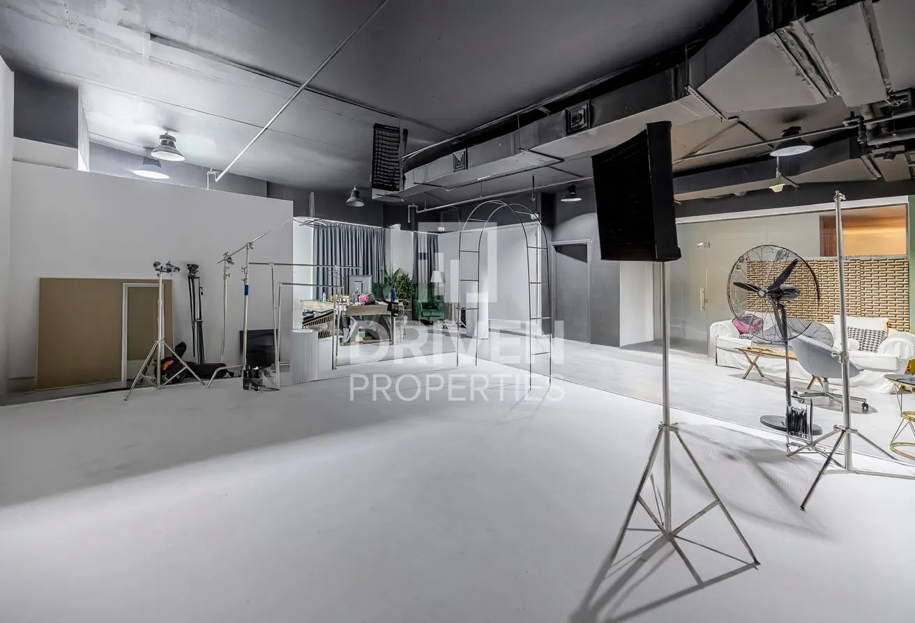 165073078 - Property Main Image