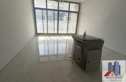 Apartment - Studio - 1 for rent in OST 6 - Majan - Dubai Apartment - Studio - 1 for rent in OST 6 - Majan - Dubai