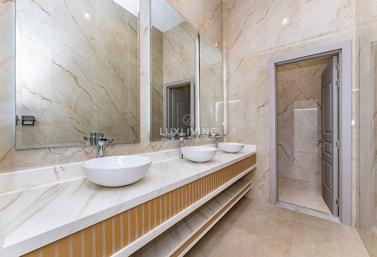 Brand New | Big Plot | Semi-detached Villa photo 10