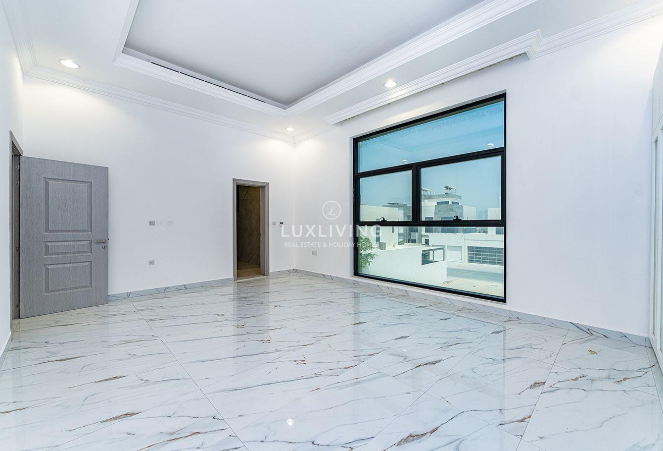 Brand New | Big Plot | Semi-detached Villa photo 18