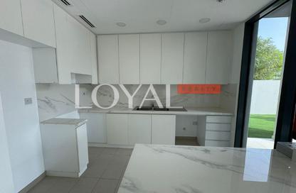 Townhouse - 4 - 5 for rent in Cherrywoods P2 - Cherrywoods - Dubai