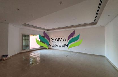 Villa - 5 - 5 for rent in Al Manara - Dubai