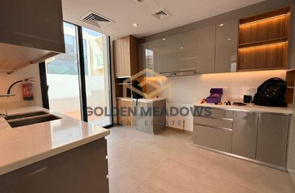 Villa - 4 - 7 for sale in Jebel Ali Village Villas - Jebel Ali Village - Jebel Ali - Dubai