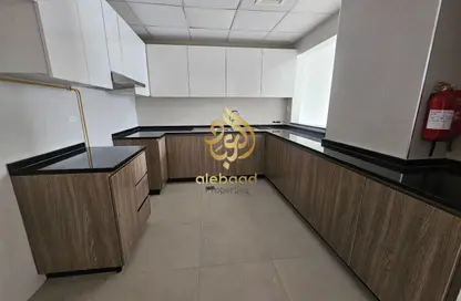 شقة - 2 غرف نوم - 3 حمامات للايجار في كونستانس - المدينة العالمية المرحلة 2 - 4 الورسان - الورسان - دبي