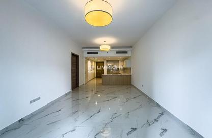 Apartment - 1 - 2 for sale in SOL Bay - Business Bay - Dubai Apartment - 1 - 2 for sale in SOL Bay - Business Bay - Dubai
