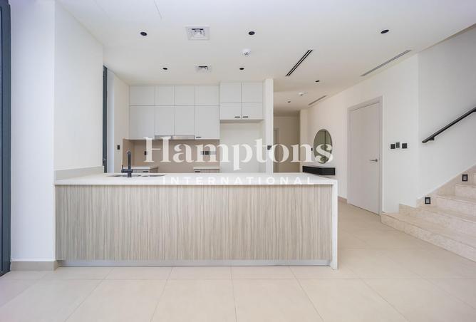 74233838 - صورة العقار 2