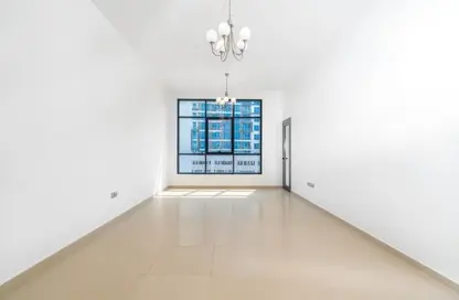 Apartment - 3 Bedrooms - 4 Bathrooms for rent in Al Barsha 1 - Al Barsha - Dubai