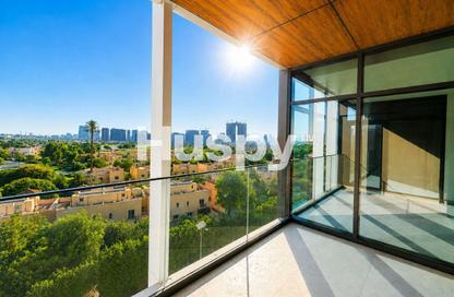 Apartment - 2 - 3 for sale in Vista by Prestige One - Dubai Sports City - Dubai