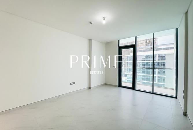 Corner Unit 3BR | Lagoon View | Ready to Move-In ! photo 3