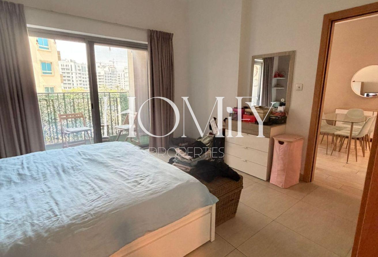 PAYMENT OPTIONS | POOL & GYM | VACANT photo 3