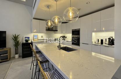 Apartment - 2 - 4 for sale in Al Khushkar - Shoreline Apartments - Palm Jumeirah - Dubai