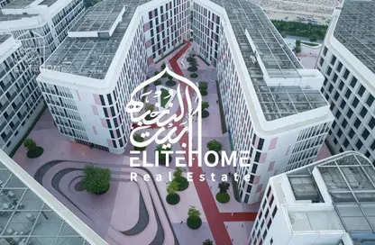 سكن الموظفين - 2 غرف نوم - 1 حمام للبيع في نست - الجادة - الشارقة