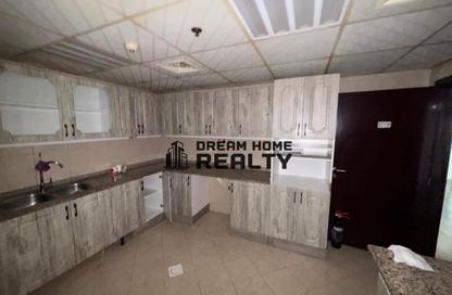 Apartment - 3 - 4 for rent in Al Rund Tower - Al Khan Lagoon - Al Khan - Sharjah