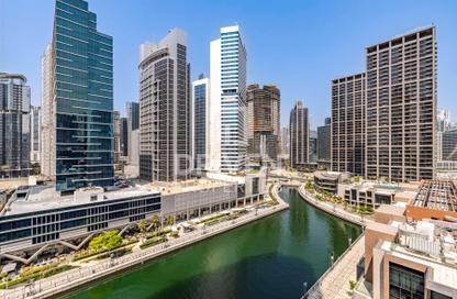 Apartment - 2 Bedrooms - 4 Bathrooms for rent in Jumeirah Living Business Bay - Business Bay - Dubai